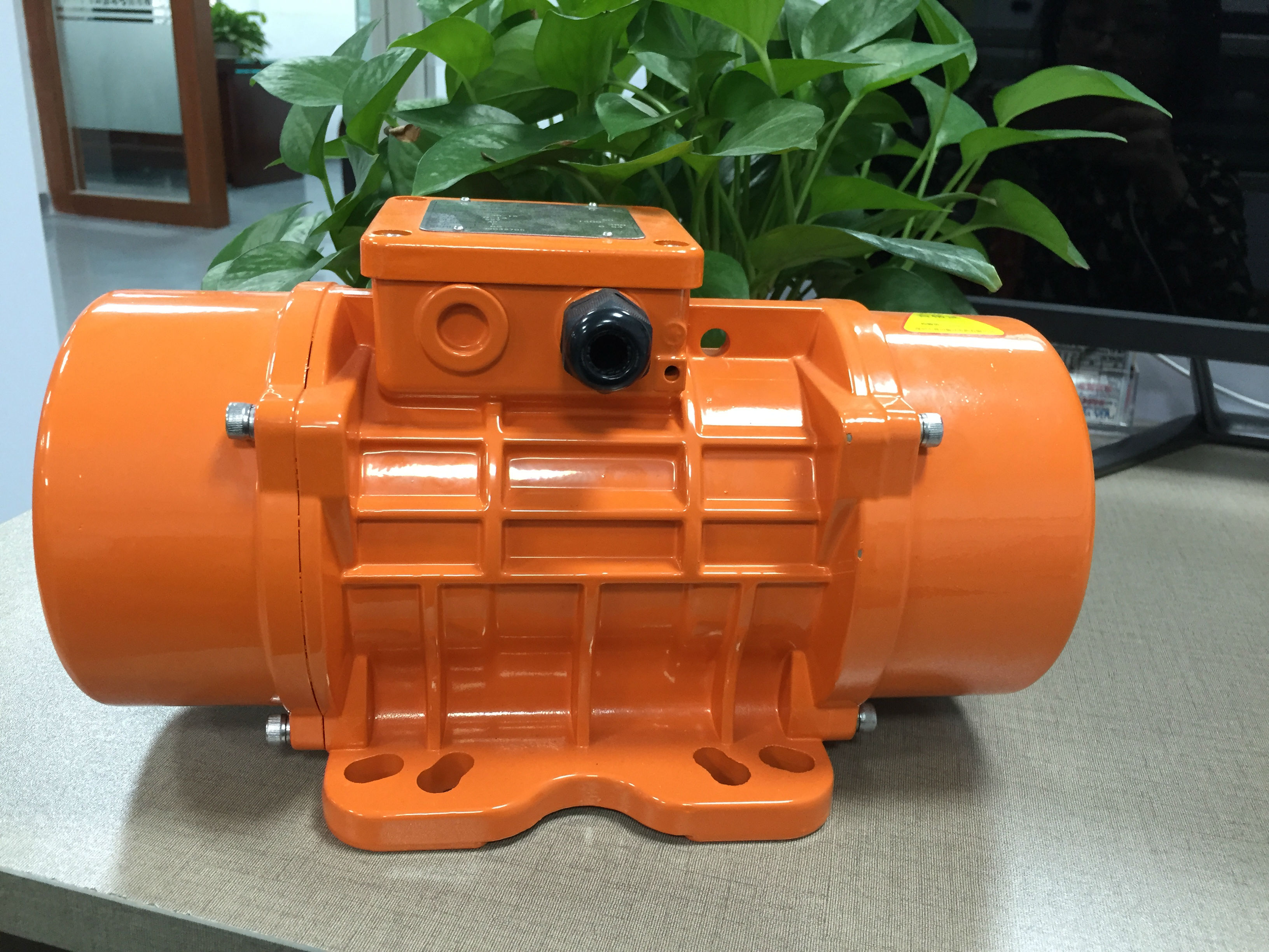 普田臥式振動電機 普田臥式振動電機